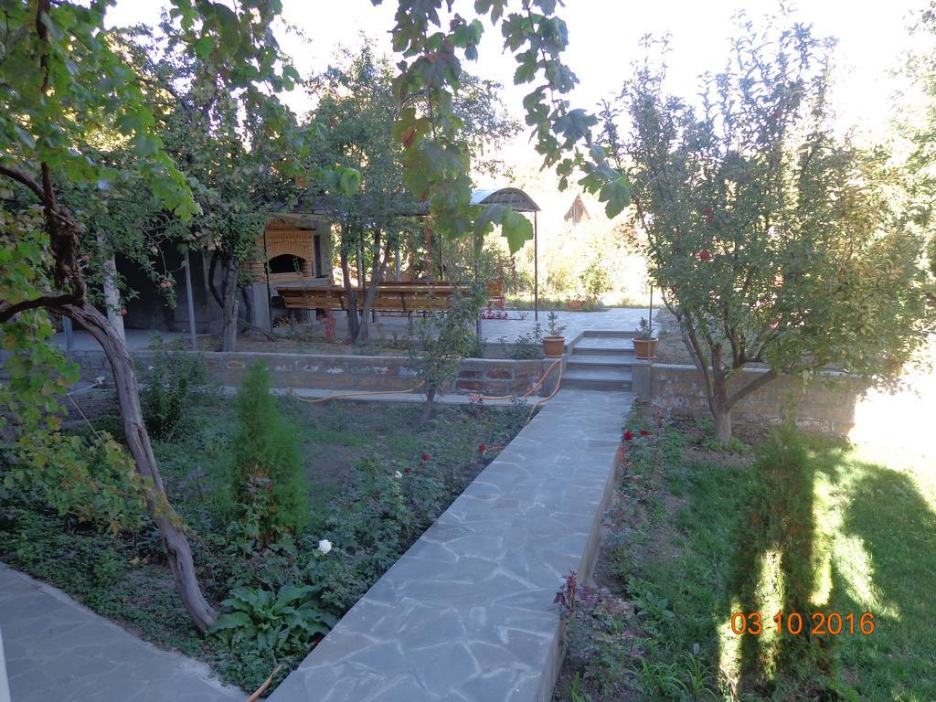 Guest House Hasmik Yeghegnadzor Exterior foto